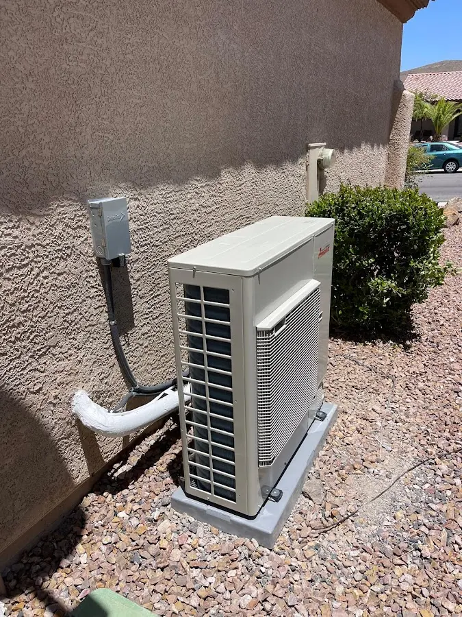Residential air conditioning condenser unit in Dunn